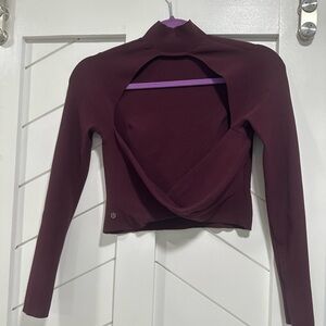 Lululemon Athletica Burgundy turtle neck Crop Top